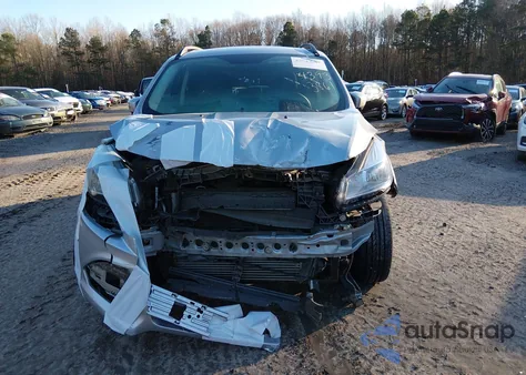 2016 Ford Escape Se z USA, uszkodzony, nr VIN 1FMCU9GX9GUB64743